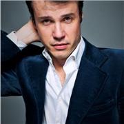 Chanteur international donne cours de chant lyrique