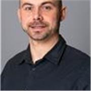 Jestem certyfikowanym trenerem. Sporo pracowałem w korpo. Teraz mam więcej czasu aby pomóc Ci w tym jak radzić sobie ze złością