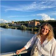 Science tutor providing chemistry, physics and biology KS3 and GCSE tutoring and A level Chemistry. Experience teaching online. Masters degree in Chemistry