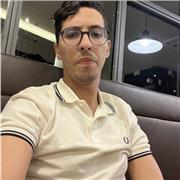 Mi nombre es Abdelilah. Tengo 2 años de experiencia enseñando inglés general y comercial a grupos o individuos