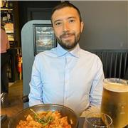 Chemist with 7 years of experience offering private lessons and teaching courses in school and universities