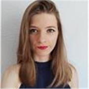 Soy una estudiante de grado en la Urjc. Con un nivel intermedio de inglés apto tanto para primaria como la Eso y Bachiller. Lengua/Mates nivel Eso