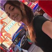 Clases de repaso y apoyo a niños Aina, tengo 17 años, actualmente he finalizado segundode bachillerato con una nota media de notable-excelente, me ofrezco para dar clases de repaso en Badalona