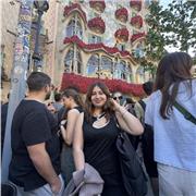 Profesora de inglés para todas las edades en Barcelona y alrededores. Tengo el First Certificate B2 y estoy por tener el C1.