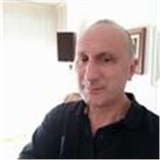Profesor de defensa personal imparte clases