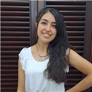 Estudiante avanzada y tutora de Inglés da apoyo escolar