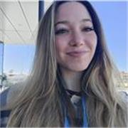 Soy graduada en Biomedicina, apasionada por la ciencia y por transmitir el conocimiento de forma clara y cercana. Durante mi forma