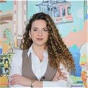 Laureanda Magistrale con esperienza pluriennale impartisce lezioni di Italiano, Latino, Greco, Inglese e Cinese