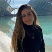 Doy clases de lengua castellana, matemáticas e historia a niños de entre 6 y 12 años. Además estoy especializada en A.L