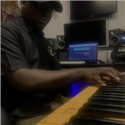 Your Journey to Music Mastery Starts Here. Learn Music Your Way — Fun, Flexible, and Fully Online. Let’s Make Music Together