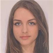 Mi piacerebbe dare lezioni ONLINE di 3 lingue: SPAGNOLO FRANCESE ED INGLESE a studenti di elementari, medie e liceo. Insieme stabiliamo la piattaforma migliore per collegarsi e studiare assieme. Non vedo l’ora di poter conoscere lo studente o la studentes