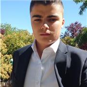 Estudiante en ingeniería de telecomunicaciones en la UPM, con certificado Cambridge C1 en inglés, da clases de primaria y E.S.O en Alcorcón