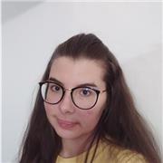 Diplomata presso Liceo Musicale offre lezioni di musica e italiano