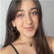 Soy una estudiante de último curso del grado de Bioquímica, me gustaría dar clases para educación infantil, primaria y secundaria.