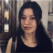 Soy estudiante de bioquímica y biología molecular en la universidad de Tarragona y el francés es mi idioma natal