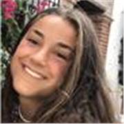 Estudiante de ingeniería, con titulación C1 tanto en inglés (Advanced) y euskera (HABE-EGA), dispuesta a dar clases de idiomas o matemáticas de todos los niveles hasta el bachillerato