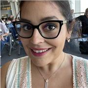 English and Spanish teacher with experience preparing for exams for Cambridge and DELE