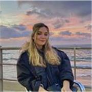 Graduada en Lenguas Modernas en la ULPGC. Ofrezco conocimientos en ámbitos de Lengua Inglesa y Castellana, además de sus literaturas y cultura, y mitología clásica