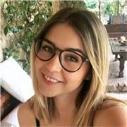 Insegnante di scienze e matematica, laureata in Biologia Cellulare e Molecolare offre lezioni private da remoto. 