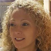 Laureata in giurisprudenza con decennale esperienza e grande passione per le materie giuridiche offre lezioni private