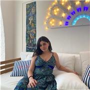 Offro lezioni private, preferirei a ragazzi di scuole elementari e medie ma per certe materie sono disponibile per le superiori