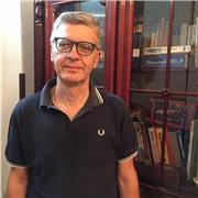 Ingegnere Chimico, insegno Matematica e Fisica, con particolare interesse per la termodinamica