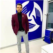 Doy clases de futbol y Coach de Vida y de empresas. Doy clases a niños de repaso