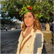 Dottoressa in Filologia Moderna. Offro lezioni private in italiano, letteratura, storia e latino a studenti di medie e superiori