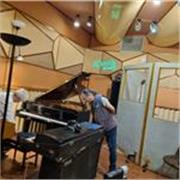 Docente di musica classica e moderna, teoria e composizione