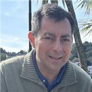 Ingeniero imparte clases de matemáticas, Educación media y PAES