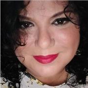 Sociologa impartisce lezioni di materie economiche e sociali