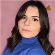 Dottoressa in Mediazione Linguistica e Laureanda Magistrale in Traduzione Specialistica