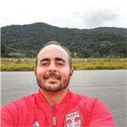 Professor de matemática com aulas para crianças e adolescentes