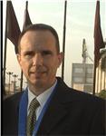Profesor de matemáticas dicta clases para bachillerato o universidad