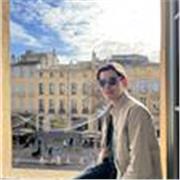 Etudiant en école d'ingénieur, j'enseigne les maths pour tous primaires, collégiens et lycéens ainsi que pour les BTS.