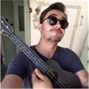 Prof de guitare de Montpellier, je pratique depuis mes 7 ans , sur Deezer et Spotify ou youtube  Don Dye - My Unexpected .