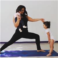 Instructora de Hatha Yoga y Yoga Prenatal