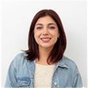 Soy una persona muy empática que tiene buena escucha activa y también se puede adaptar a todos los cambios, puedo dar técnicas,etc