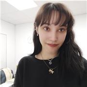 Profesora de apoyo escolar especializada en clases de refuerzo para niños y adolescentes y dificultades de aprendizaje de forma presencial o en línea