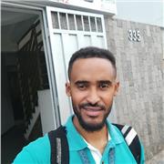 Dou aula de matemática para alunos do fundamental e ensino médio, e para adultos que precisam voltar aos estudos