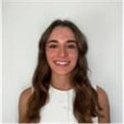 Estudiante de cuarto curso de magisterio infantil, c1 de ingles y he vivido tres años en Estados Unidos.