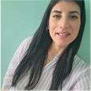 Educatrice specializzata in tecniche di apprendimento e supporto allo studio. 