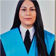 Integradora social con experiencia en menores, imparte clases de primaria.