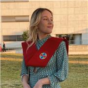 Graduada en Derecho, con 3 años de experiencia impartiendo clases particulares a alumnos de infantil hasta 2º de Bachillerato.