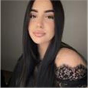 Estudiante de Bachillerato ofrece apoyo escolar a primaria y ESO, especializada en idiomas y refuerzo general. 