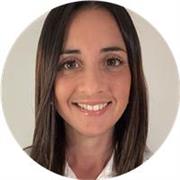 Profesora de enseñanza primaria con más de 10 años de experiencia verificable en todas las asignaturas y niveles.