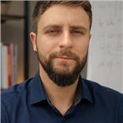 Hello! I'm Bruno, an English teacher with over 10 years of experience, having already helped many students achieve their goals.