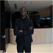 English trainer offering practical online lessons in Istanbul