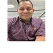 Profesor de lenguaje español para estudiantes de educación secundaria y primeros semestres universitarios