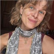 Ein Englisch Tutor, die englisch auf eine aufgeschlossene & einfache Methode an alle Altersgruppen vermitteln möchte.